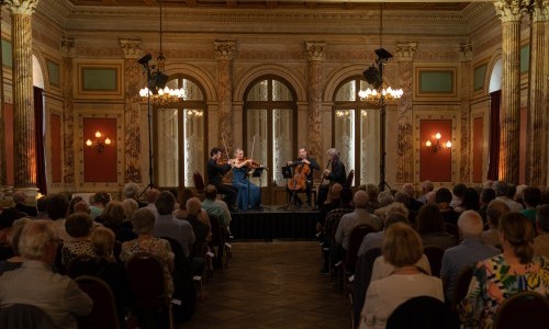 Festival Strings Lucerne Chamber Players - La Poule