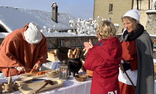 Adventsschloss mit Handwerksmarkt