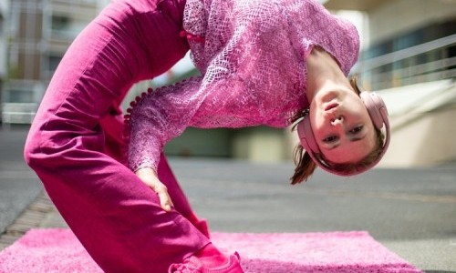 Nunzio Impellizzeri Dance Company: PINK CARPET