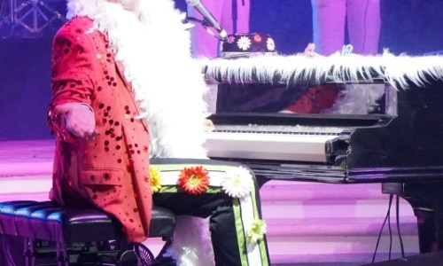 The Elton Show - An inltimate Celebration of the Rocket Man - Konzert