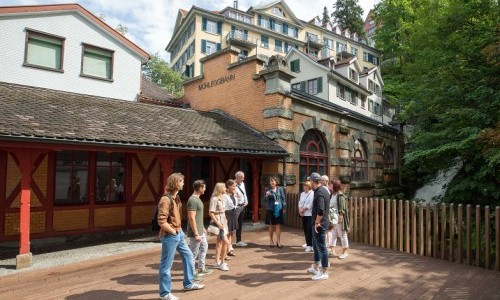 Wilde Schlucht und romantische Badeweiher